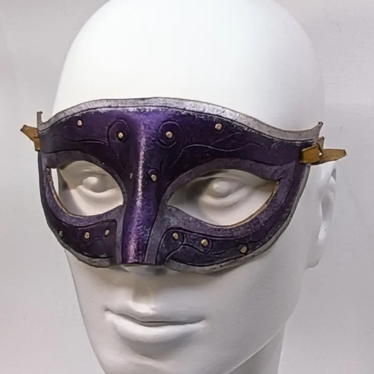 M011 Mask - Image 2