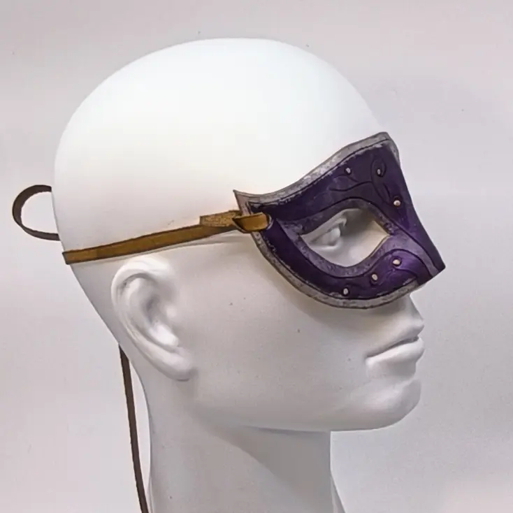 M011 Mask - Image 3