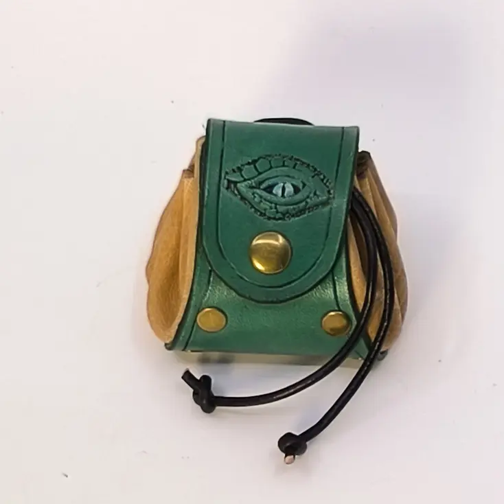 PB005 Pouch - Image 18